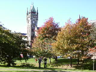 Der Clock Tower auf dem Unversittsgelnde