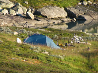 Zelt am Tungevatnet