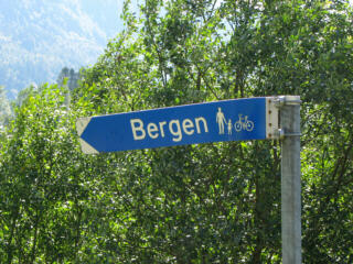 Radwegweiser nach Bergen
